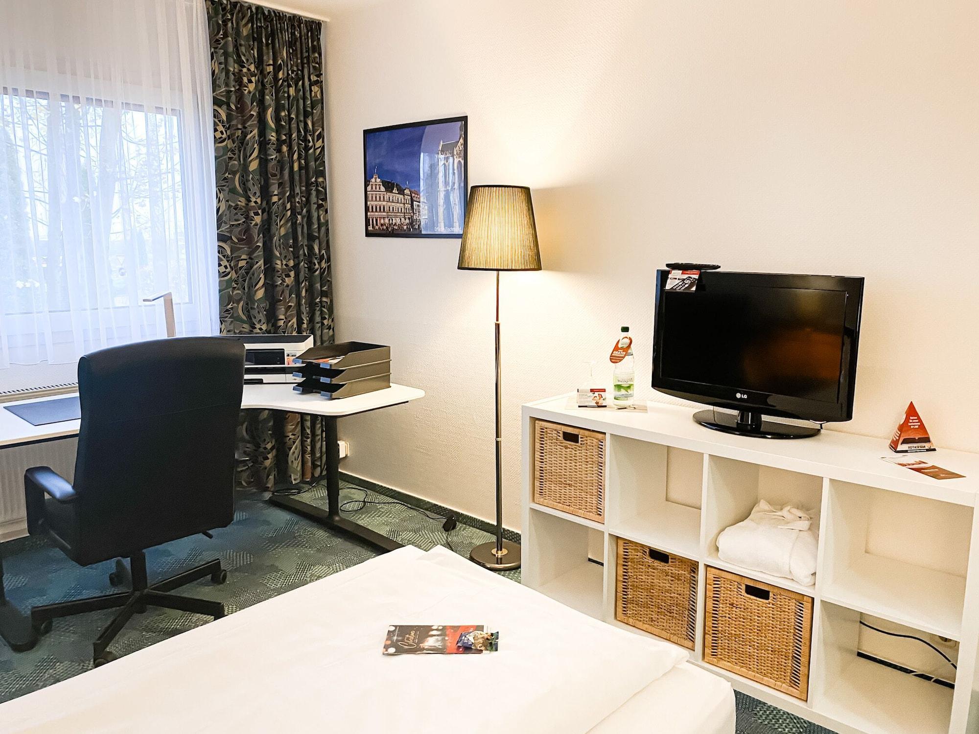 Airport Hotel Erfurt Exterior photo