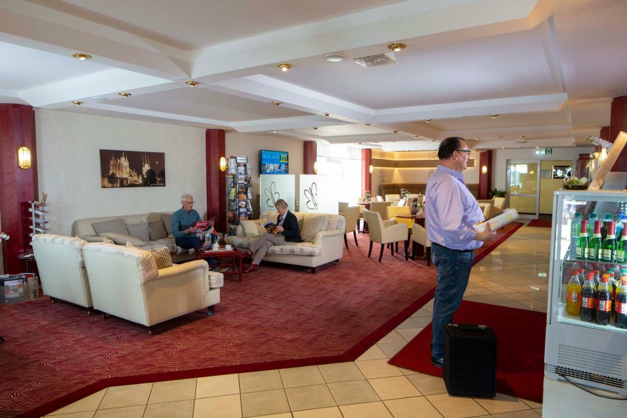Airport Hotel Erfurt Exterior photo