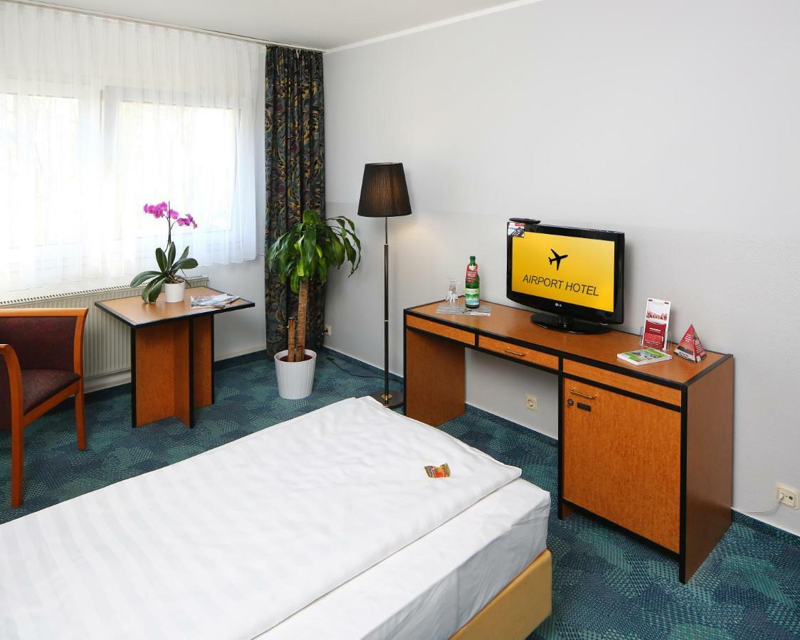 Airport Hotel Erfurt Exterior photo